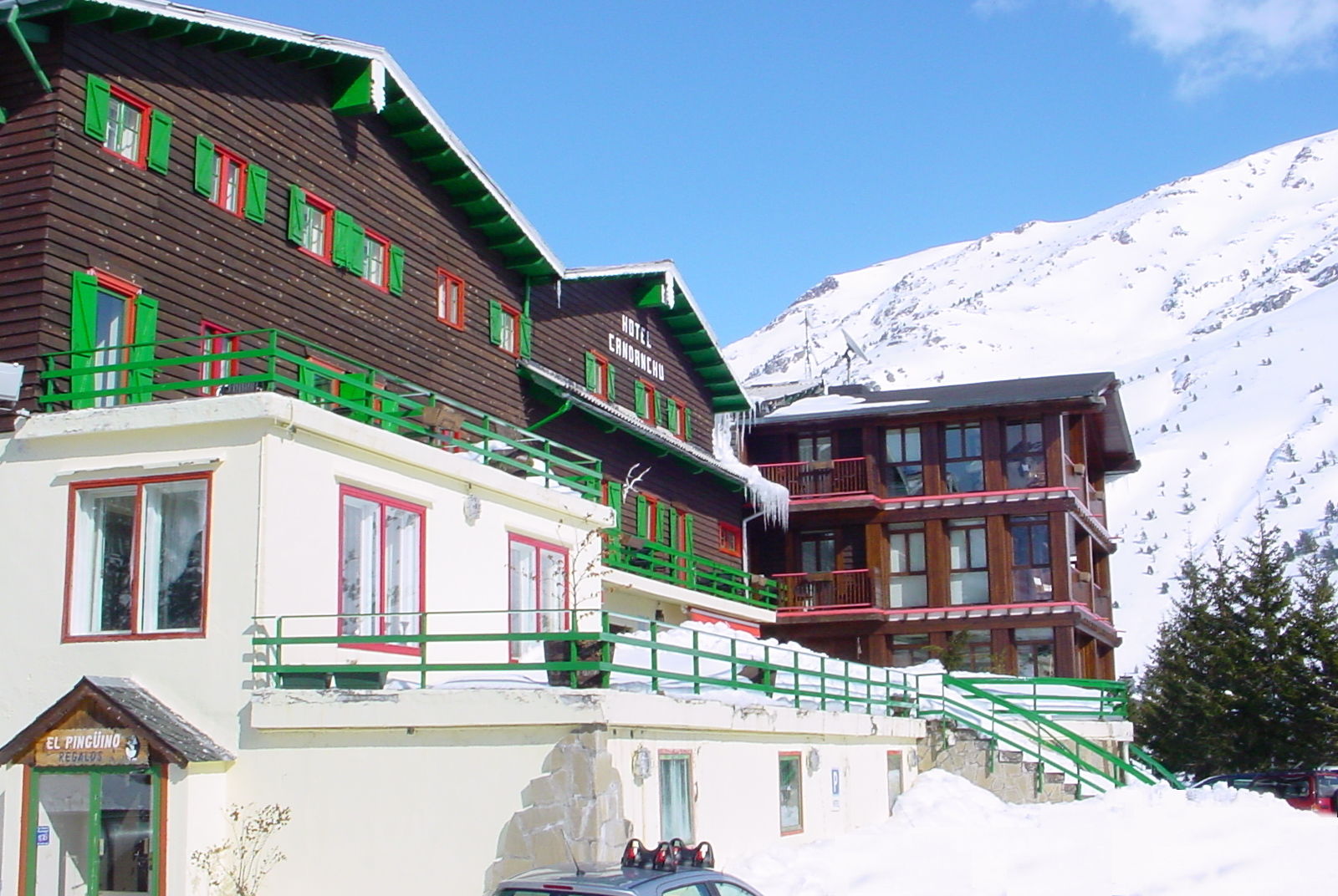 Snoe Hotel Candanchú מראה חיצוני תמונה